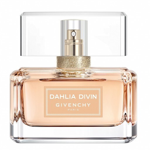 Dahlia Divin Nude